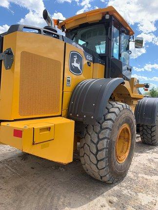 2021 John Deere 624 P-TIER 4WD LOADER; Cab w/ AC, EH Joystick Controls; Aux Hydraulics, Quick Coupler; Ride Control, Front Diff Lock; 20.5 Tires; Powerllel; General Purpose Bkt; Rear Camera