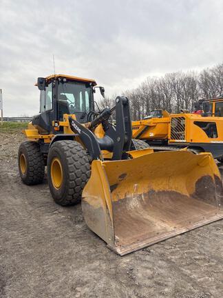 544 P-TIER 4WD LOADER - Cab w/ AC, Joystick Controls; 20.5 Tires; General Purpose Bkt; Options: Rear Camera