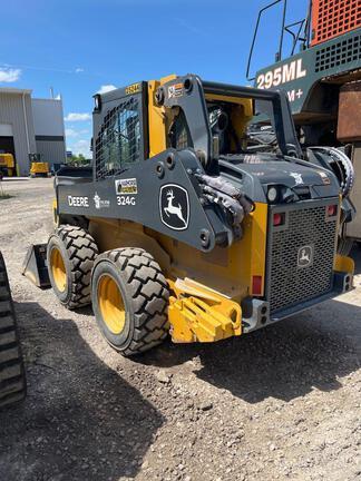 324G SKID STEER LOADER BASE - Cab w/ AC; 12x16.5 Tires; General Purpose Bkt; Options: Camera, Self-Leveling, Ride Control, 2 Speed, Hi-Flo, Counterweights