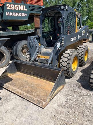 324G SKID STEER LOADER BASE - Cab w/ AC; 12x16.5 Tires; General Purpose Bkt; Options: Camera, Self-Leveling, Ride Control, 2 Speed, Hi-Flo, Counterweights