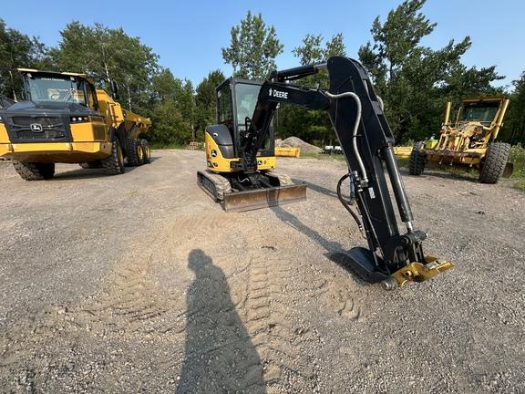 DORF,35 P TIER EXCAVATOR GEN A - Cab w/ AC; Long Arm; Rubber Tracks; w/ Bucket; Hydraulic Thumb