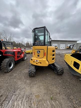 DORF - 35 P TIER EXCAVATOR GEN A - Cab w/ AC; Long Arm; Rubber Tracks; Blade