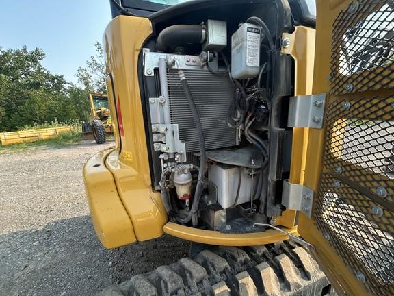 DORF - 35 P TIER EXCAVATOR GEN A - Cab w/ AC; Long Arm; Rubber Tracks; Blade