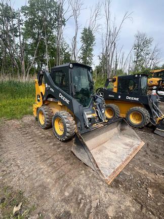 DORF,318G SKID STEER LOADER BASE -Cab w/ AC; General Purpose Bkt; Options: Camera, Self-Leveling, 2 Speed, Power Quik-Tatch, Counterweights