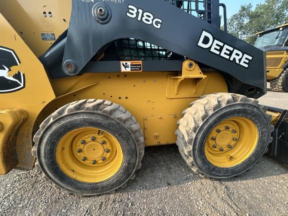 DORF,318G SKID STEER LOADER BASE -Cab w/ AC; General Purpose Bkt; Options: Camera, Self-Leveling, 2 Speed, Power Quik-Tatch, Counterweights