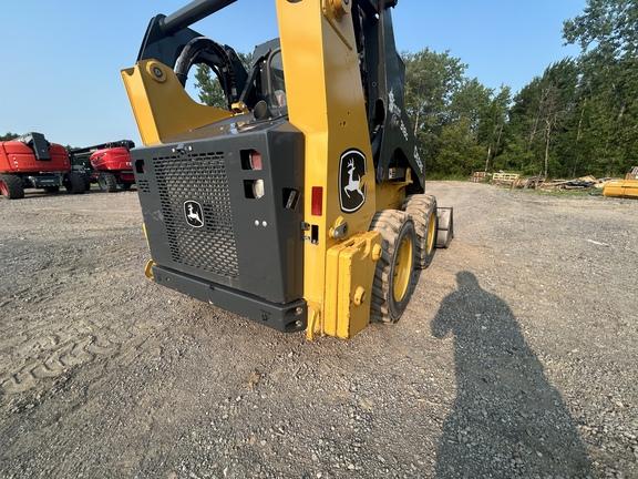 DORF,318G SKID STEER LOADER BASE -Cab w/ AC; General Purpose Bkt; Options: Camera, Self-Leveling, 2 Speed, Power Quik-Tatch, Counterweights