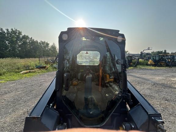 DORF,318G SKID STEER LOADER BASE -Cab w/ AC; General Purpose Bkt; Options: Camera, Self-Leveling, 2 Speed, Power Quik-Tatch, Counterweights