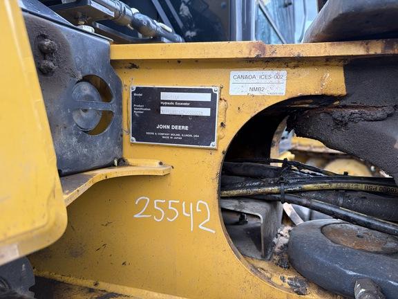 85 P TIER EXCAVATOR GEN A - Cab w/ AC; 450 mm (18 in.) Pads; w/ Bucket; Angle Blade