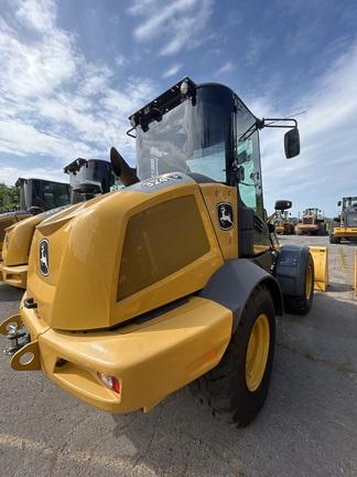 324 P FOUR WHL DRIVE LOADER - Cab w/ AC; General Purpose Bkt; 400/70R20 Tires