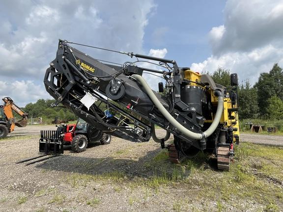 Weight
34 t,
Track width
570 mm,
Cutting width
2200 mm,
Cutting depth
350 mm,
Operating speed
70 m/min,
Travel speed
7.5 km/h,
Transport length
8.24 m,
Transport width
2.7 m,
Transport height
4.02 m,
Model series
BM,
Engine manuf.
Cummins,
Engine type
X15,
Engine power
470 kW,
Displacement
14.9 l,
Revolutions at max torque
1900 rpm,
Max. torque
2778/1400 Nm,
No. of cylinders
6,
Emission level
V/Tier 4f