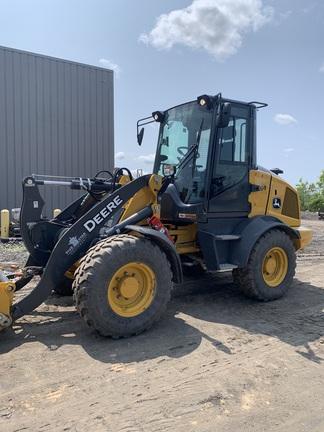 324 P FOUR WHL DRIVE LOADER - Cab w/ AC; 405/70R20 Tires