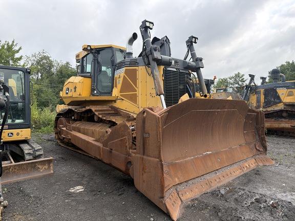1050K PRODUCTION CRAWLER - Cab w/ AC; 24" Pads; Semi-U Blade, 3.96 m (156 in.) Blade; Ripper