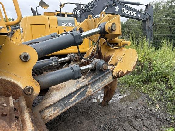 1050K PRODUCTION CRAWLER - Cab w/ AC; 24" Pads; Semi-U Blade, 3.96 m (156 in.) Blade; Ripper