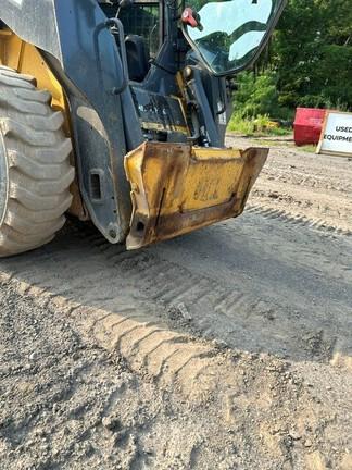 318G SKID STEER LOADER BASE - Cab w/ AC, EH Joystick Controls, Air Ride Seat; 2 Speed; Self-Leveling; Beefy Baby Tires; General Purpose Bkt