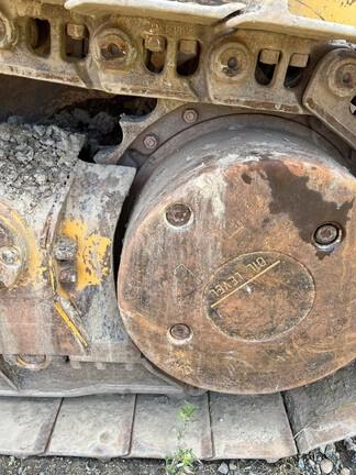 2006 JOHN DEERE 950J - Cab w/ AC; Standard Track; 600 mm (24 in.) Pads; Semi-U Blade, 3.69 m (145 in.) Blade