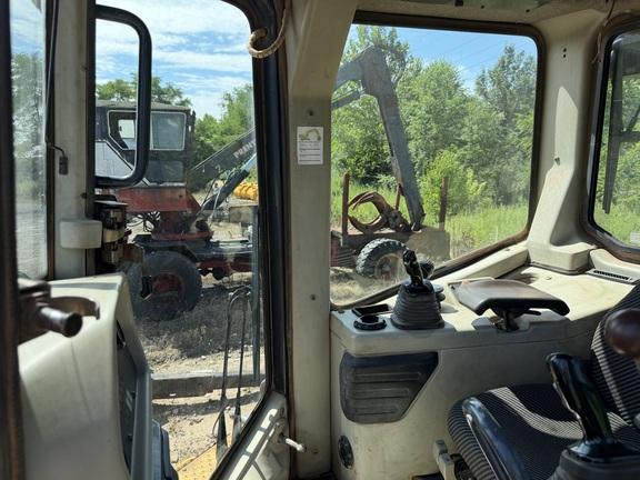 2006 JOHN DEERE 950J - Cab w/ AC; Standard Track; 600 mm (24 in.) Pads; Semi-U Blade, 3.69 m (145 in.) Blade