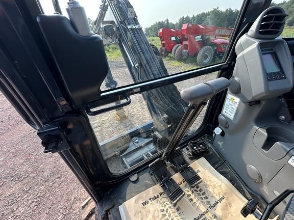 DORF 35 P TIER EXCAVATOR GEN A - Cab w/ AC; Long Arm; Rubber Tracks; Angle Blade