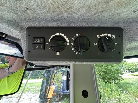 2024 VOLVO L60H - Cab w/ AC, Fingertip Controls; General Purpose Bkt; Options: Rear Camera, Ride Control