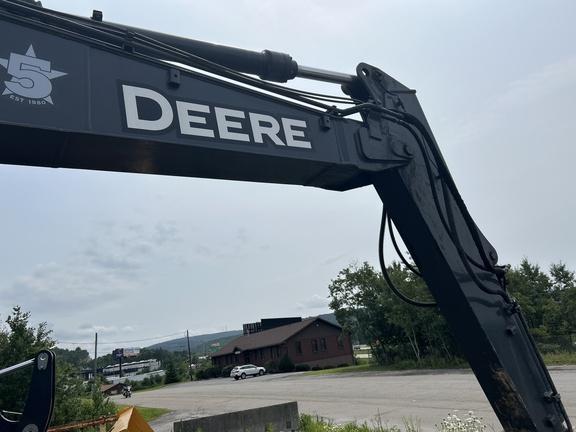 135G FT4 EXCAVATOR - Cab w/ AC; 20" Pads; Coupler