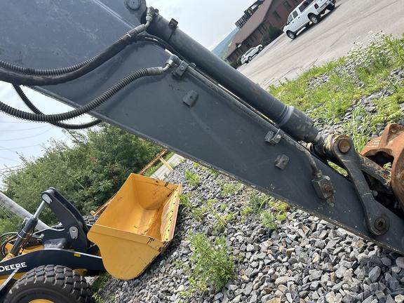 135G FT4 EXCAVATOR - Cab w/ AC; 20" Pads; Coupler