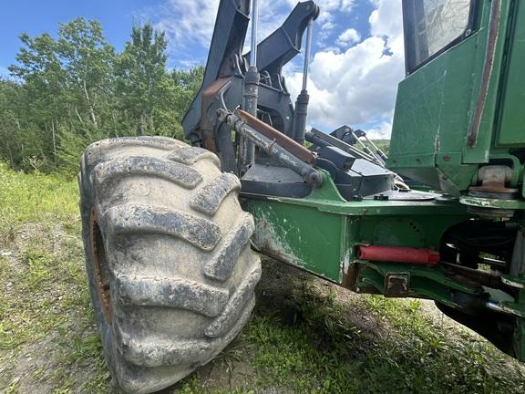 848L GRAPPLE SKIDDER - Cab w/ AC, Lever Steer; Dual Funct Grapple; Stacking Blade; 35.5 Tires