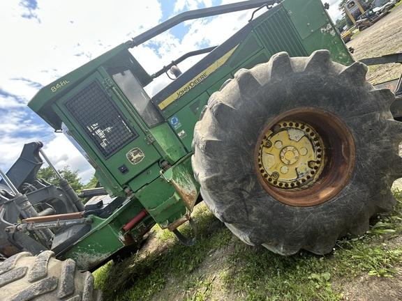 848L GRAPPLE SKIDDER - Cab w/ AC, Lever Steer; Dual Funct Grapple; Stacking Blade; 35.5 Tires