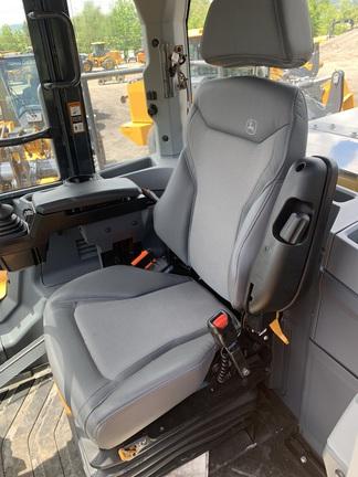 744 P-TIER 4WD LOADER - Cab w/ AC, EH Joystick Controls; 26.5 Tires, Radials; General Purpose Bkt; Options: Rear Camera