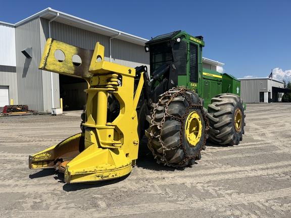 643K WHEELED FELLER BUNCHER - Cab w/ AC; Heavy Duty Axles; 28L Tires; Saw - Continuous