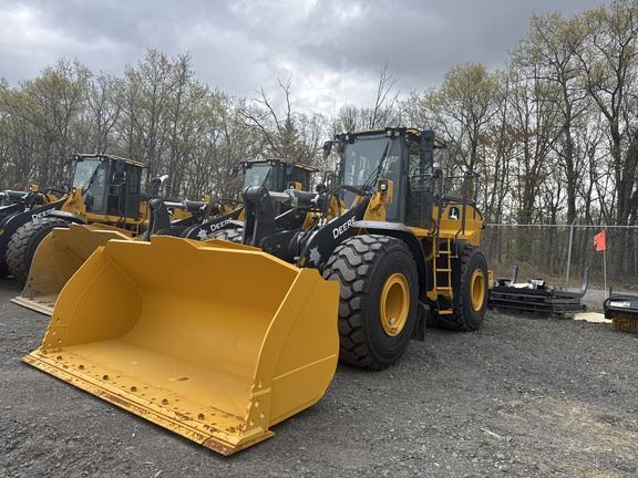 744 P-TIER 4WD LOADER - Cab w/ AC; General Purpose Bkt; Options: Rear Camera