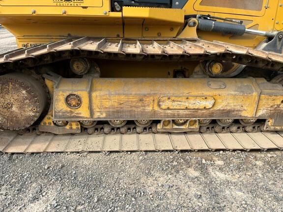 750L CRAWLER DOZER - Cab w/ AC; Low Ground Pressure; 34" Pads; Power-Angle-Tilt, 3.96 m (156 in.) Blade