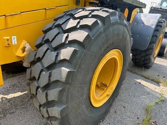 644 G TIER WHEEL LOADER - Cab w/ AC; 23.5 Tires; General Purpose Bkt; Options: Rear Camera