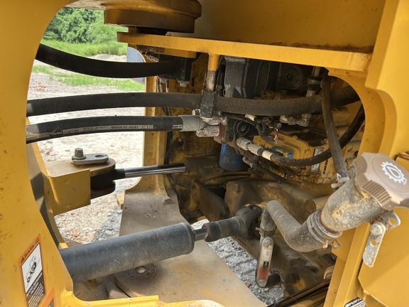 544 P-TIER 4WD LOADER - Cab w/ AC, EH Joystick Controls; 20.5 Tires, Radials; General Purpose Bkt; Options: Rear Camera