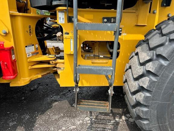 644 G TIER WHEEL LOADER - Cab w/ AC; 23.5 Tires, Radials; General Purpose Bkt; Options: Rear Camera
