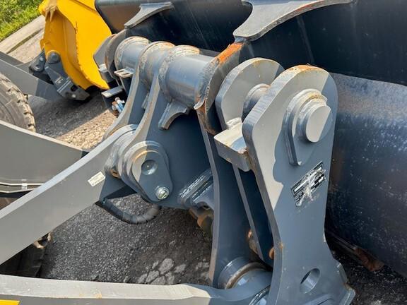 644 G TIER WHEEL LOADER - Cab w/ AC, Joystick Controls; 23.5 Tires; General Purpose Bkt; Options: Rear Camera