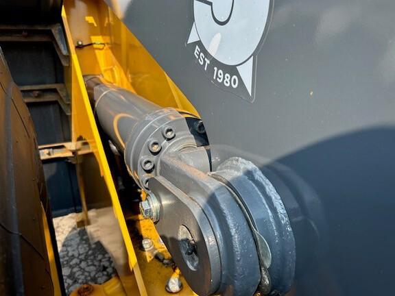 644 G TIER WHEEL LOADER - Cab w/ AC, Joystick Controls; 23.5 Tires; General Purpose Bkt; Options: Rear Camera