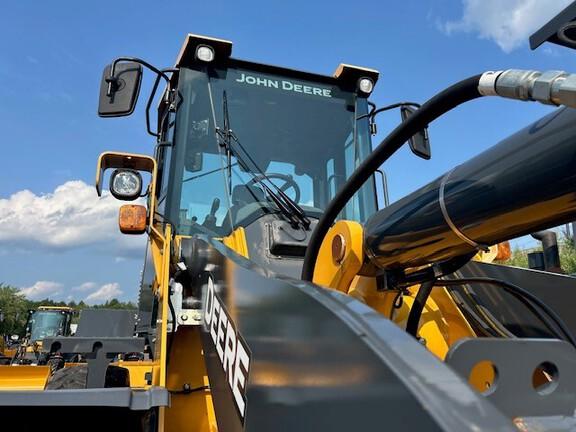 644 G TIER WHEEL LOADER - Cab w/ AC, Joystick Controls; 23.5 Tires; General Purpose Bkt; Options: Rear Camera