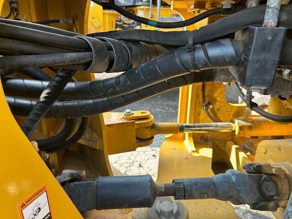 644 G TIER WHEEL LOADER - Cab w/ AC, Joystick Controls; 23.5 Tires; General Purpose Bkt; Options: Rear Camera