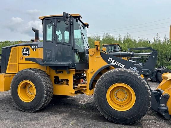 544 G-TIER WHEEL LOADER - Cab w/ AC, EH Joystick Controls; General Purpose Bkt; Options: Rear Camera