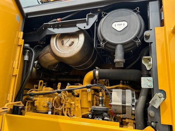 544 G-TIER WHEEL LOADER - Cab w/ AC, EH Joystick Controls; General Purpose Bkt; Options: Rear Camera
