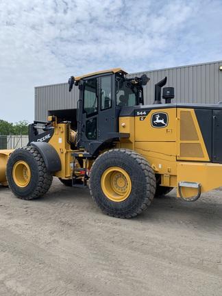 544 G-TIER WHEEL LOADER - Cab w/ AC, EH Joystick Controls; 20.5 Tires, Radials; General Purpose Bkt; Options: Rear Camera, Ride Control