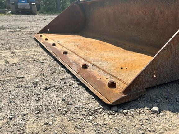 318G SKID STEER LOADER BASE - Cab w/ AC, EH Joystick Controls, Air Ride Seat; 2 Speed; Self-Leveling; Beefy Baby Tires; General Purpose Bkt