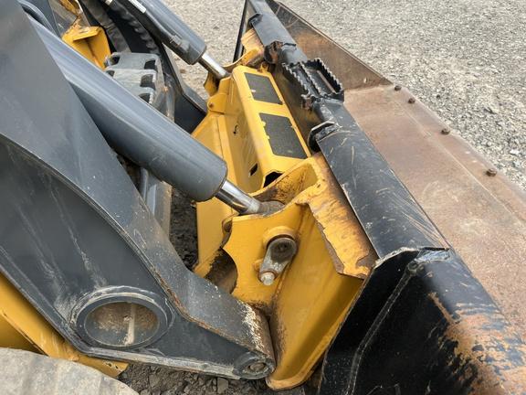 325G COMPACT TRACK LDR BASE - Cab w/ AC, ISO Pattern, EH Joystick Controls, Air Ride Seat, Hi-Flo; Ride Control, 2 Speed; Self-Leveling; Weights; Rubber Tracks; 78" Bucket