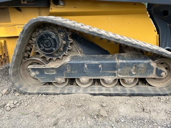 325G COMPACT TRACK LDR BASE - Cab w/ AC, ISO Pattern, EH Joystick Controls, Air Ride Seat, Hi-Flo; Ride Control, 2 Speed; Self-Leveling; Weights; Rubber Tracks; 78" Bucket
