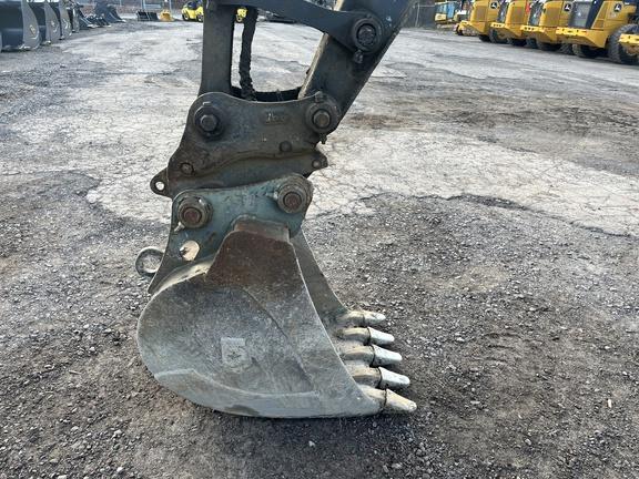 2019 John Deere 85G EXC - Cab w/ AC; Rubber Pads; 18" Pads; Aux Hydraulics, Coupler; 24" Bucket; w/ Blade