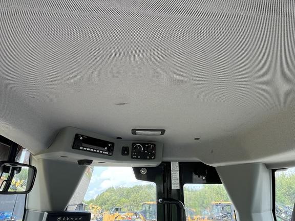 624 P-TIER 4WD LOADER - Cab w/ AC, Joystick Controls; 20.5 Tires; General Purpose Bkt; Options: Rear Camera