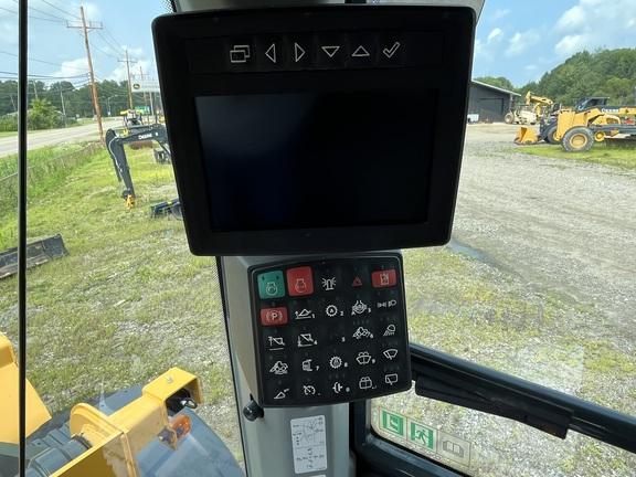 624 P-TIER 4WD LOADER - Cab w/ AC, Joystick Controls; 20.5 Tires; General Purpose Bkt; Options: Rear Camera