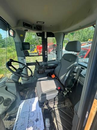 624 P-TIER 4WD LOADER - Cab w/ AC, Joystick Controls; Quick Coupler; 20.5 Tires; General Purpose Bkt; Options: Rear Camera