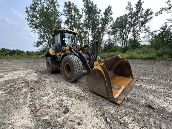 624 P-TIER 4WD LOADER - Cab w/ AC, Joystick Controls; Quick Coupler; 20.5 Tires; General Purpose Bkt; Options: Rear Camera