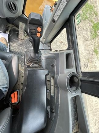 624 P-TIER 4WD LOADER - Cab w/ AC, Joystick Controls; Quick Coupler; 20.5 Tires; General Purpose Bkt; Options: Rear Camera