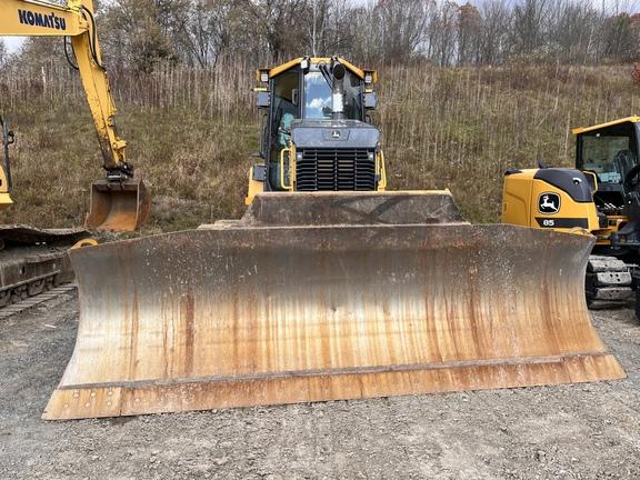 CAB A/C-LGP-34" PADS-161' BLD-SL CTRL-3S - Cab w/ AC; Low Ground Pressure; 850 mm (34 in.) Pads; Power-Angle-Tilt, 4.09 m (161 in.) Blade; Retrieval Hitch; Options: Camera, Counterweights, Rock Guards